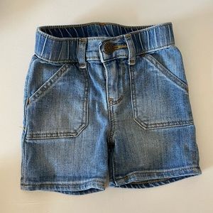 GAP denim “shortie” shorts.